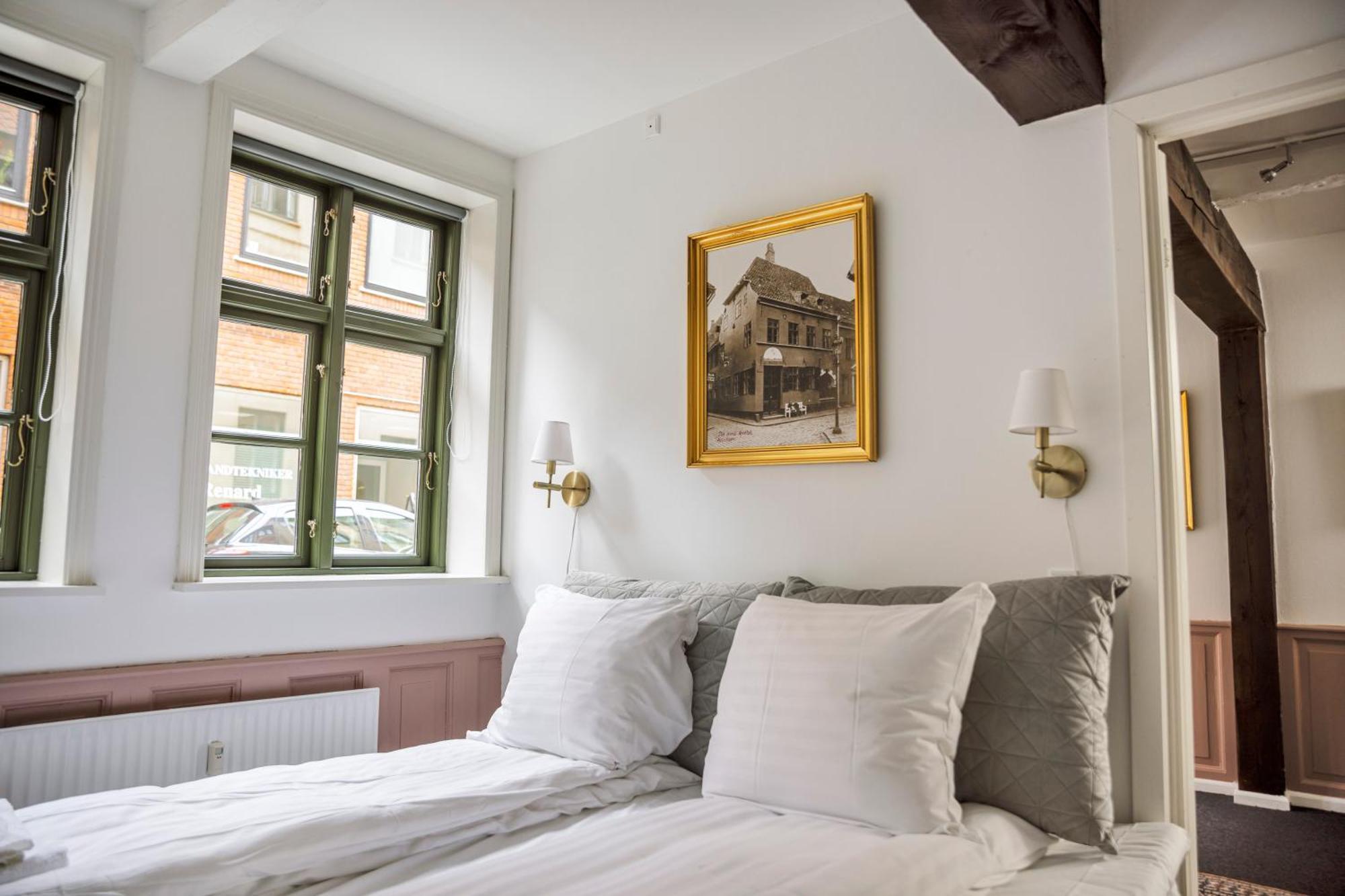 Hamlet Hotel 3*